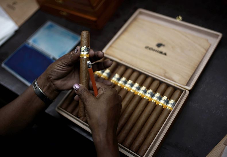 CAR-GEN_CUBA-TABACOS-1.jpg