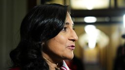 La ministra de Relaciones Exteriores de Canadá Anita Anand en Ottawa el 4 de noviembre del 2025. (Sean Kilpatrick/The Canadian Press via AP)