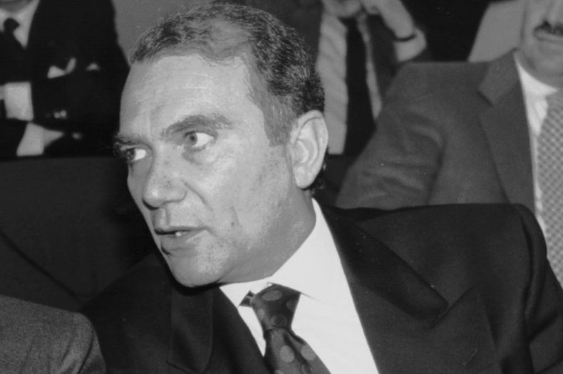 ARCHIVO - Foto de 1989, el presidente del Inter de Milán Ernesto Pellegrini en las instalaciones del equipo. (AP Foto/Luca Bruno)