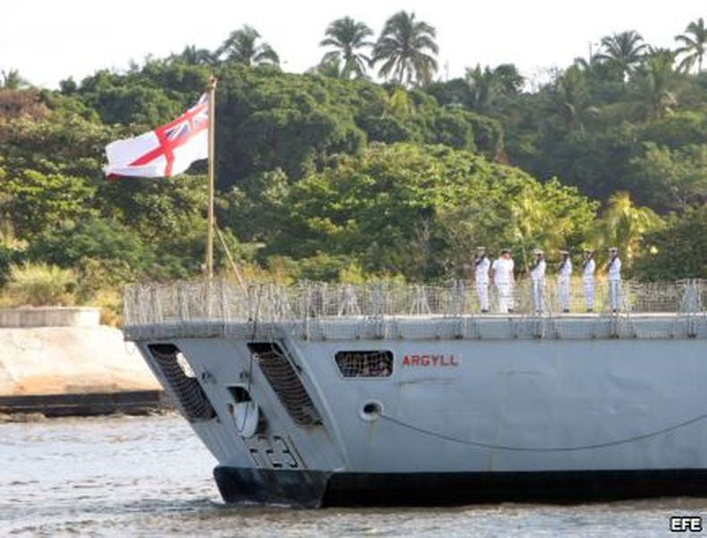 Una fragata de la Real Marina del Reino Unido de la Gran Bretaña llegó el domingo  a la capital cubana para una visita oficial.