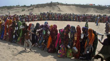 onu llama al mundo a ayudar a pakistan
