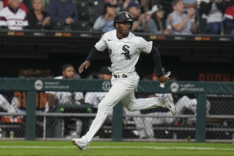 Tim Anderson, de los Medias Blancas de Chicago, corre a home para anotar en el encuentro del sábado 16 de septiembre de 2023, ante los Mellizos de Minnesota (AP Foto/Erin Hooley)