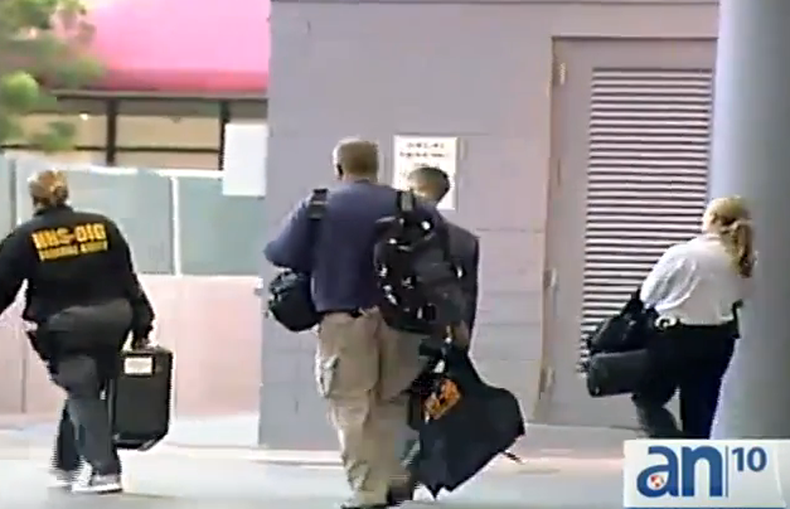 Varios arrestados en tras una redada en un centro médico