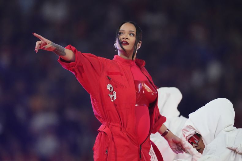 ESP-CEL RIHANNA