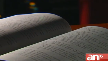 americateve | El libro "50 sombras de grey" se convirtió en un fenómeno mundial con más de 100 millones de copias vendidas en todo el planeta.