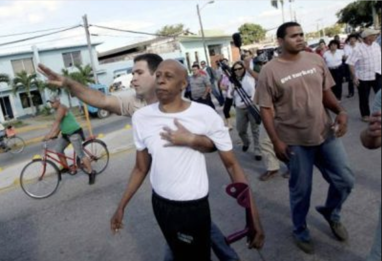 Detenido el opositor cubano Guillermo Fariñas a solo horas de la marcha del 15 de Noviembre