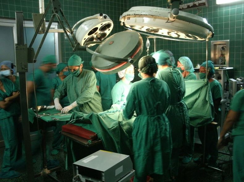 gquirofano hospital cuba.jpg