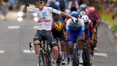 Pogacar se apodera del maillot tras ganar 6ta etapa del Tour