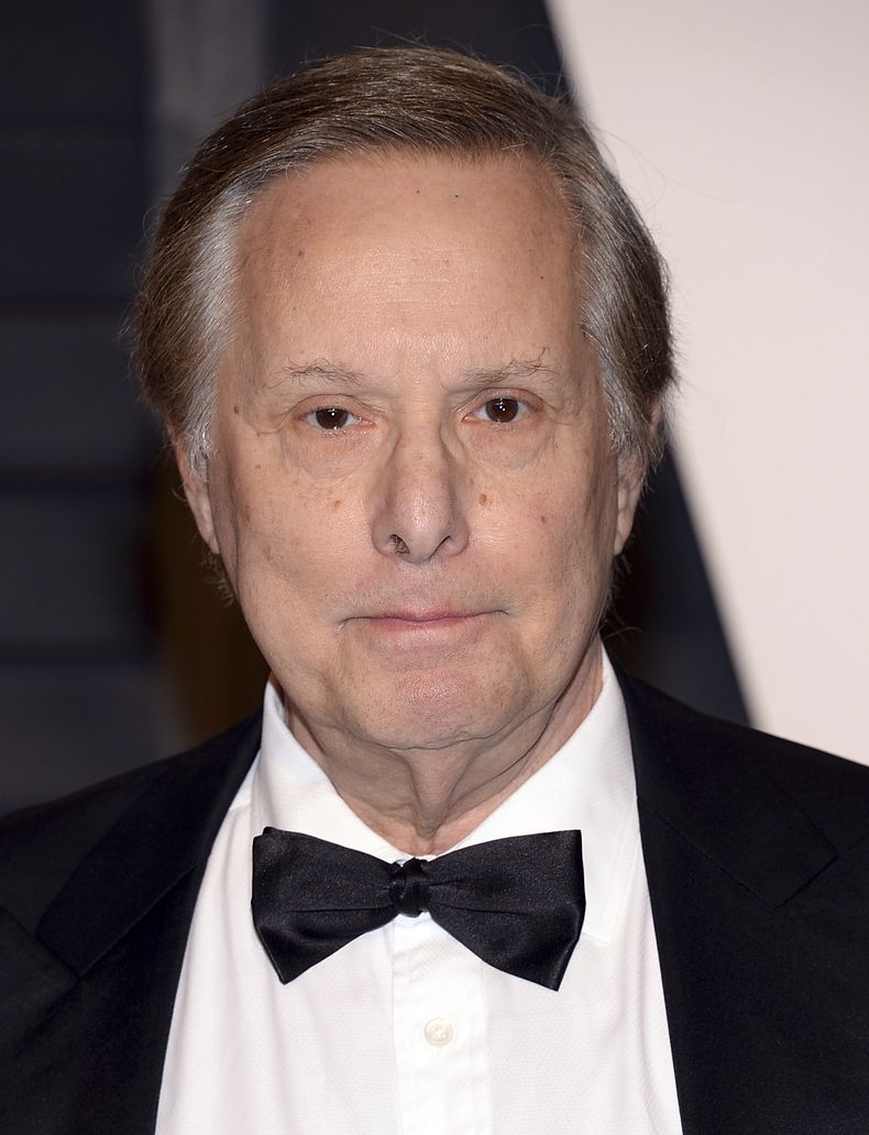 ARCHIVO - El director William Friedkin llega a la fiesta de los Oscar de Vanity Fair el 22 de febrero de 2015, en Beverly Hills, California. Friedkin, quien ganó el Oscar al mejor director por The French Connection, murió el lunes 7 de agosto de 2023, en Los Angeles, dijo su esposa Sherry Lansing y uno de sus representantes. (Foto Evan Agostini/Invision/AP, archivo)