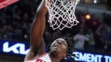 Bulls vencen 134-122 a Timberwolves; DeRozan logra 35 puntos