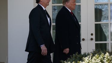 Trump advierte que podría imponer más sanciones a Venezuela
