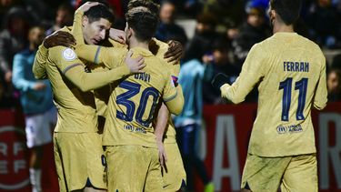 Barcelona golea a Ceuta y alcanza cuartos en Copa del Rey