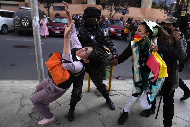 AMS-GEN BOLIVIA-MÉDICOS PROTESTA