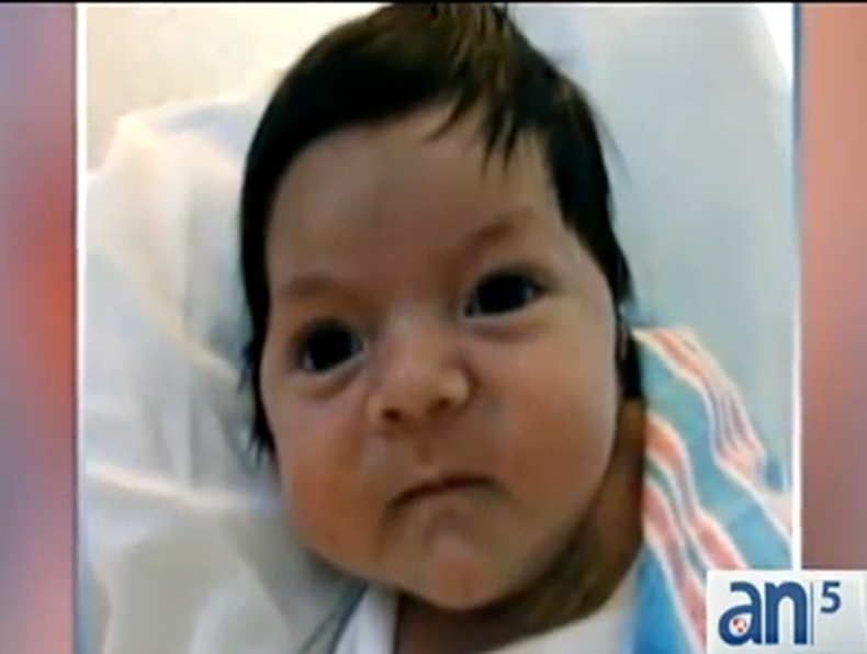 Un matrimonio ecuatoriano llegó recientemente a Miami con su bebé muy enfermo en busca de ayuda.