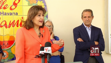 lideres democratas en miami se oponen al arresto de cubanos por ice