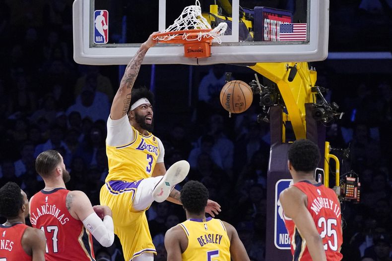 DEP-BAS PELICANS-LAKERS