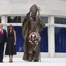 LO ÚLTIMO: Bush critica pretensión de silenciar protestas