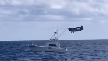captan el momento en que la aeronave an-2 procedente de cuba entraba al sur de la florida