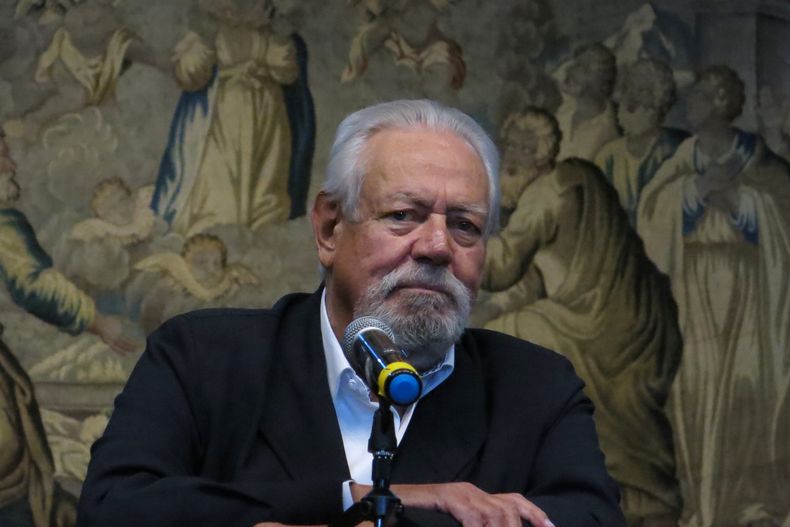 El autor mexicano Gonzalo Celorio, ganador del Premio Cervantes 2025, asiste a una conferencia en la Ciudad de México el martes 4 de noviembre de 2025. (Foto AP/Berenice Bautista)