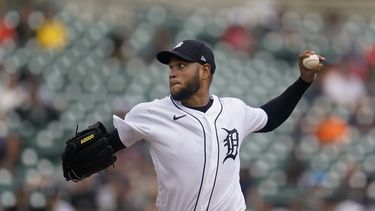 Tigres ganan 4-0 a Angelinos en regreso de Rodríguez