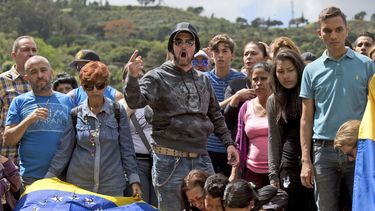 Entierran en Venezuela a dos que murieron con Óscar Pérez