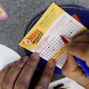 El premio mayor de la lotería Mega Millions sube a 685 millones de dólares