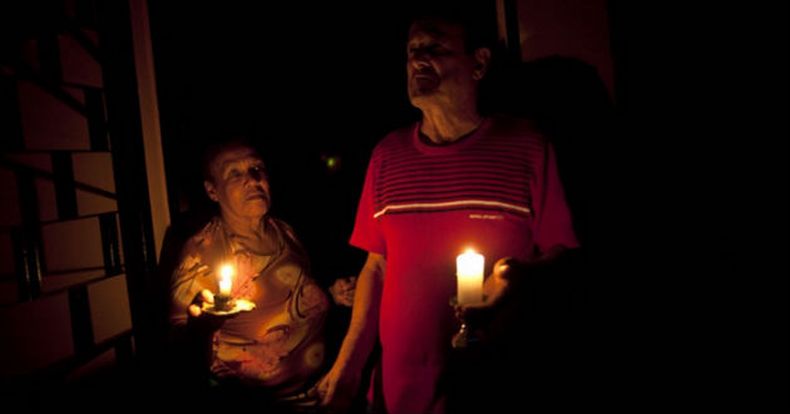 Varias ciudades de Venezuela siguen sin electricidad luego del masivo apagón que afectó a gran parte del territorio de ese país.
