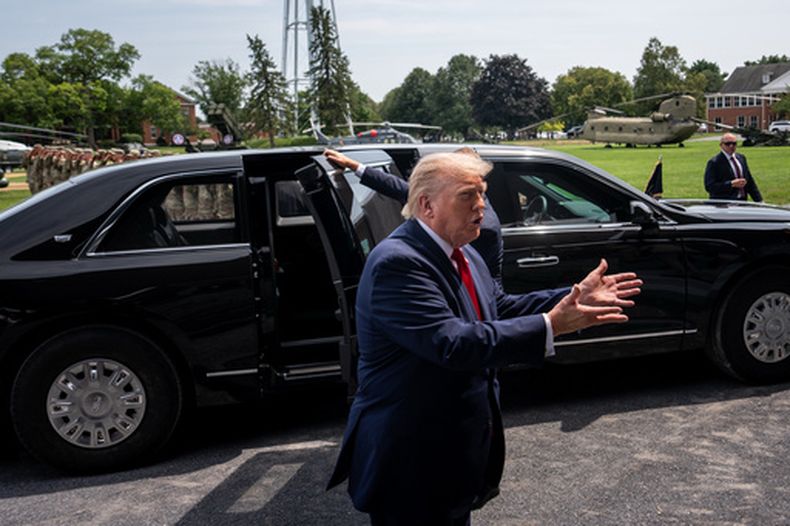 El presidente Donald Trump llega a la Cumbre de Defensa e Innovación de Pensilvania, el miércoles 15 de julio de 2026, en Carlisle, Pensilvania. (AP Foto/Julia Demaree Nikhinson)