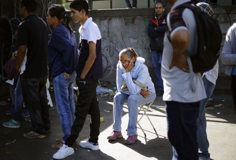 REP-GEN_VENEZUELA-LA_VIDA_EN_UNA_FILA_FOTOGALERÍA-12.jpg