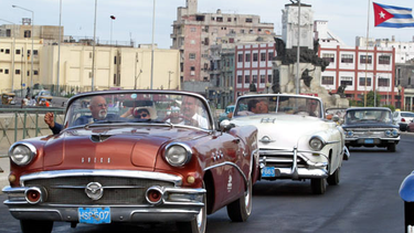 Se disparan precios de autos en mercado informal de Cuba
