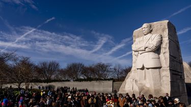 La estatua de Martin Luther King Jr. en Washington, en el día nacional del líder de derechos civiles, el 16 de enero del 2023. (AP foto/Andrew Harnik)