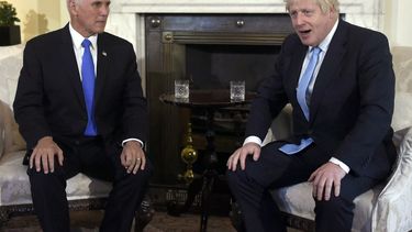 Análisis AP: Acuerdo entre EEUU-GB no será fácil tras Brexit