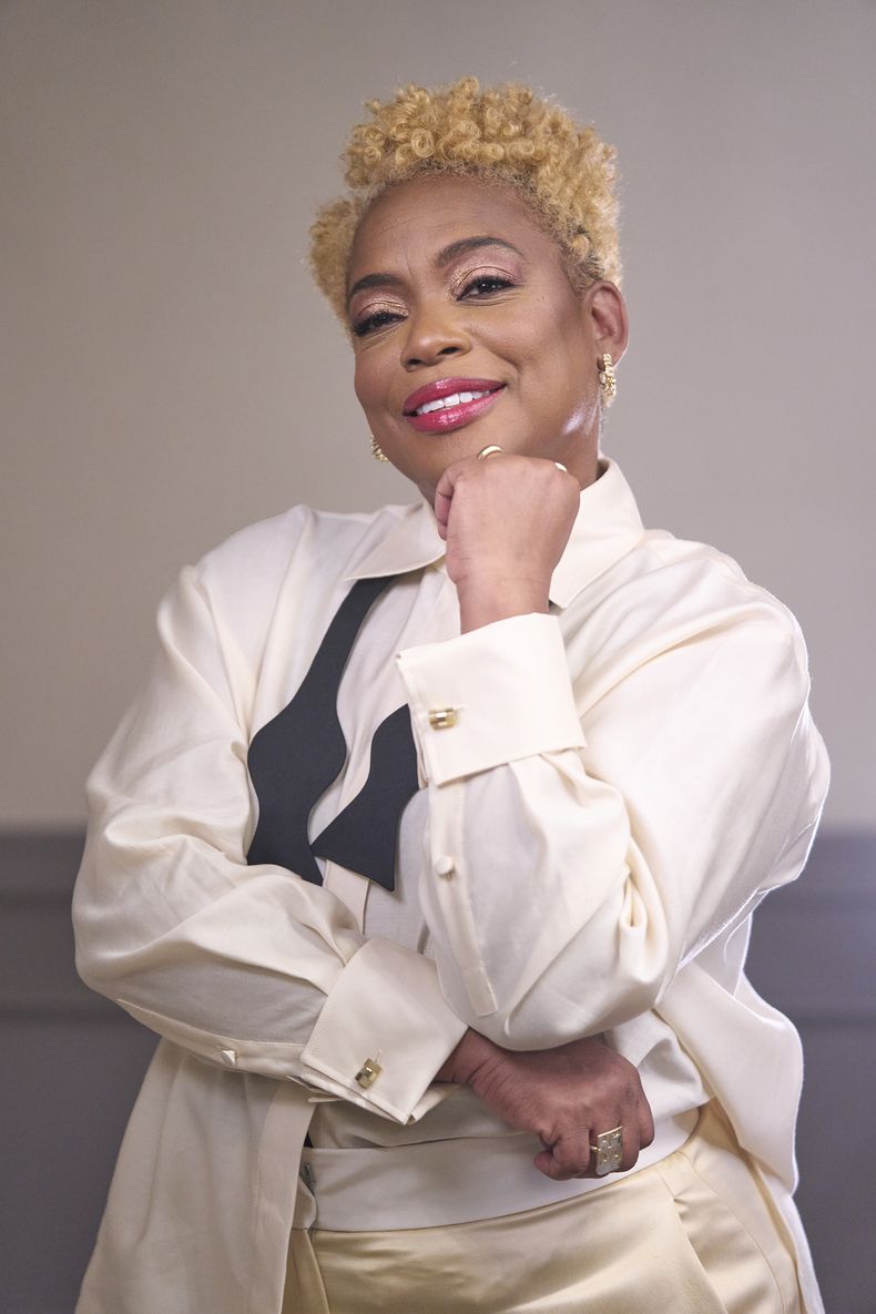 Aunjanue Ellis-Taylor posa para un retrato para promover la película Origin el martes 5 de diciembre de 2023, en Beverly Hills, California. (Foto AP/Damian Dovarganes)