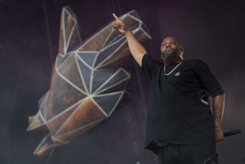 ARCHIVO - Killer Mike de Run The Jewels durante una presentación en el Festival Reading Music en Inglaterra el 28 de agosto de, 2022. El hip hop ha sido una parte integral de los movimientos de justicia social y racial. También ha sido objeto de escrutinio por parte de las fuerzas del orden y los grupos políticos debido a su creencia de que el hip hop y sus artistas fomentan la criminalidad violenta. (Foto Scott Garfitt/Invision/AP, archivo)