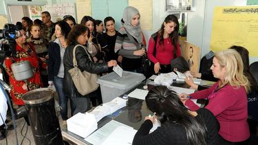 por primera vez en la historia: una mujer presento candidatura a la presidencia en siria