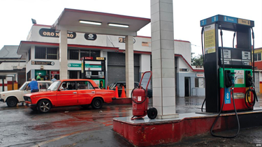 escasez de gasolina especial tiene a los diplomaticos inventando