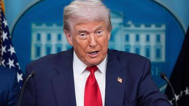 trump espera organizar una reunion entre putin y zelenski