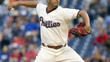 Filis traspasan al relevista Severino González a Marlins