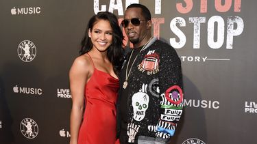 ARCHIVO – Cassie Ventura, izquierda, y Sean Diddy Combs en la premier de Cant Stop, Wont Stop: A Bad Boy Story el 21 de junio de 2017, en Beverly Hills, California. (Foto de Chris Pizzello/Invision/AP, Archivo)