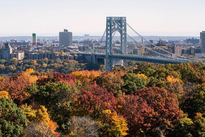 El Puente George Washington en Nueva York el 29 de octubre del 2022. (AP foto/Ted Shaffrey)