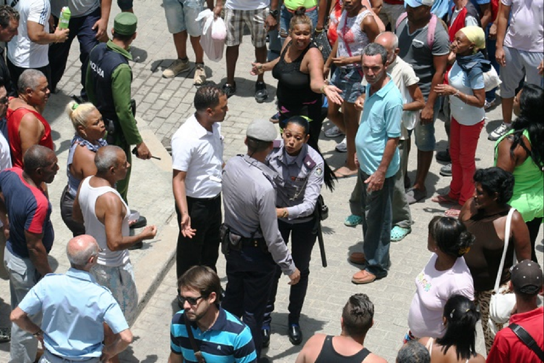 policia en CUba