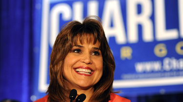 annette taddeo gana  primarias democratas para el escano del distrito 27 e ira contra maria elvira salazar 