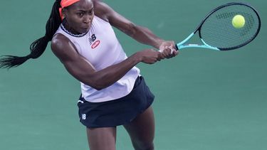 Gauff se cita con Swiatek en Dubái, Sabalenka pierde