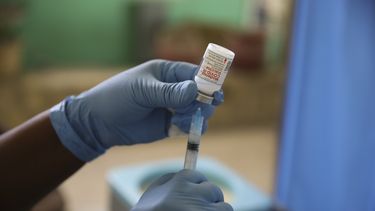 EEUU alcanza 200 millones de vacunas donadas contra COVID-19