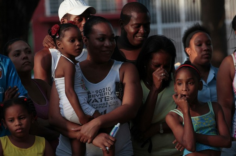 Cuando un pueblo emigra sus gobernantes sobran?