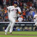 Astros siguen dominando a Rangers en Houston