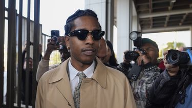El rapero A$AP Rocky llega al Centro de Justicia Penal Clara Shortridge Foltz en Los Ángeles, el miércoles 29 de enero de 2025. (Foto AP/Damian Dovarganes)
