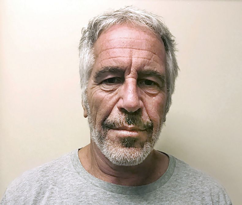 En esta imagen del 28 de marzo de 2017, difundida por el Registro de Agresores Sexuales del Estado de Nueva York, se ve a Jeffrey Epstein. (New York State Sex Offender Registry via AP, Archivo)