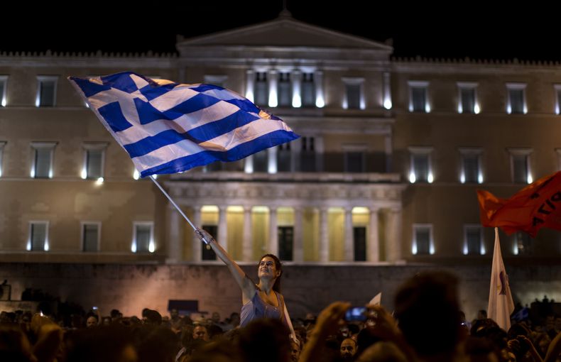 EUR-GEN_GRECIA-RESCATE-1.jpg