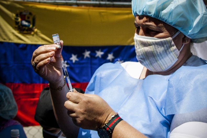 GettyImages-1233349541-venezuela-vaccine.jpeg